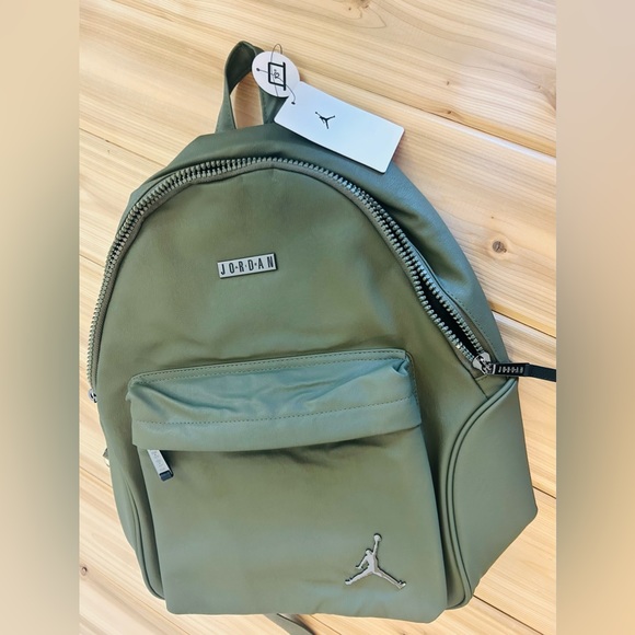 NEW- Air Jordan Olive Green Backpack NWT - Picture 5 of 16